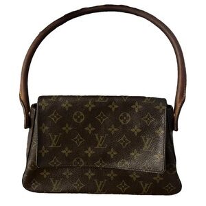 100% Authentic Louis Vuitton Leather Looping Shoulder/Hand Bag